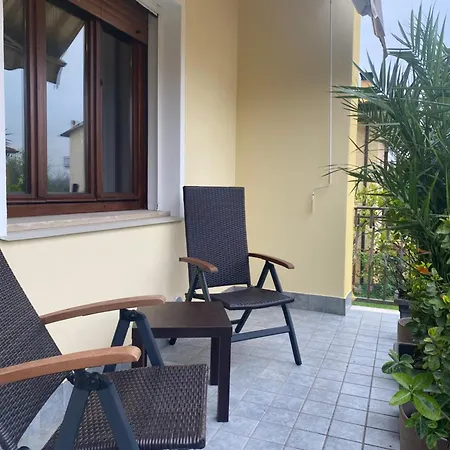 Family House Apartamento